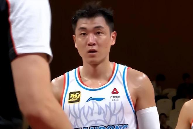 8战胜深圳 球员评价：2人满分5人及格3人爱游戏(ayx)中国网站山东121-11(图1)